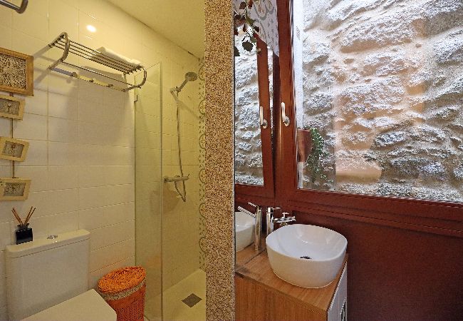 Studio in Porto - FLH Porto Ribeira Typical Studio Studio in Porto - FLH Porto Ribeira Typical Studio
