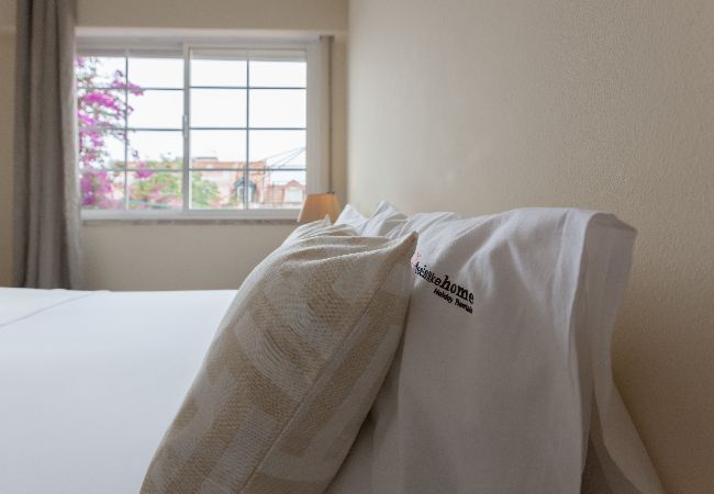 Apartment in Lisbon - FLH Lapa Apartment Terrace with View Apartment in Lisbon - FLH Lapa Apartment Terrace with View