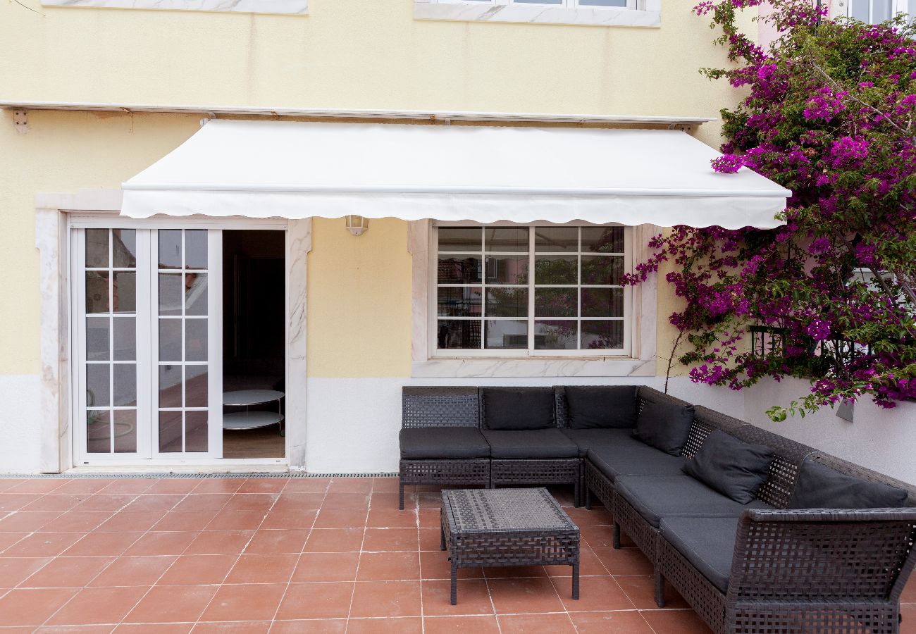 Apartment in Lisbon - FLH Lapa Apartment Terrace with View Apartment in Lisbon - FLH Lapa Apartment Terrace with View
