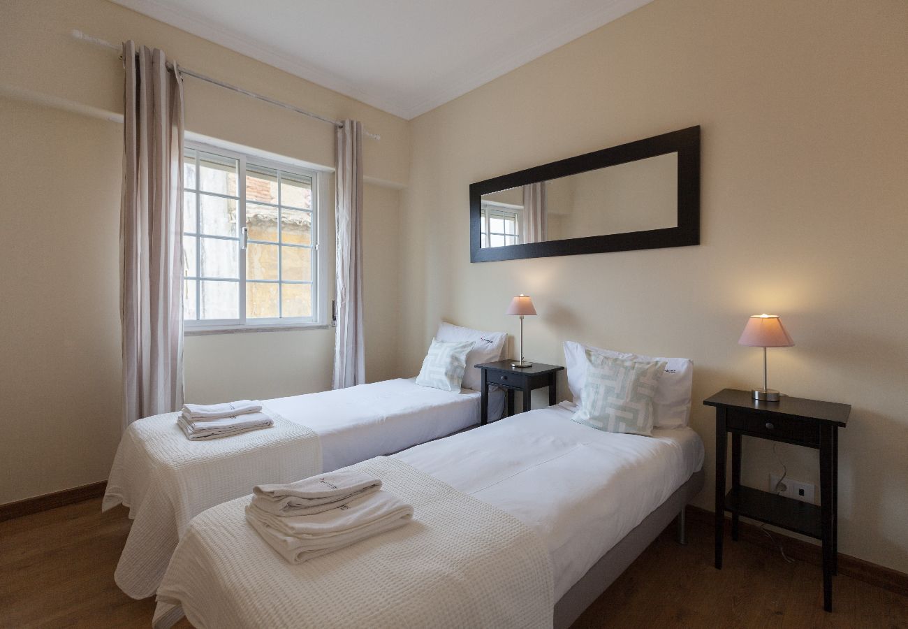 Apartment in Lisbon - FLH Lapa Apartment Terrace with View Apartment in Lisbon - FLH Lapa Apartment Terrace with View