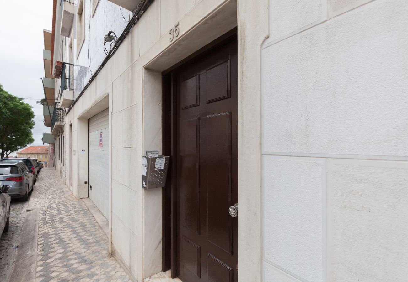 Apartment in Lisbon - FLH Lapa Apartment Terrace with View Apartment in Lisbon - FLH Lapa Apartment Terrace with View