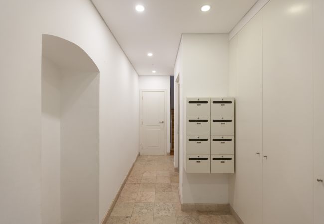 Apartment in Lisbon - FLH Portas do Sol Duplex with Terrace Apartment in Lisbon - FLH Portas do Sol Duplex with Terrace