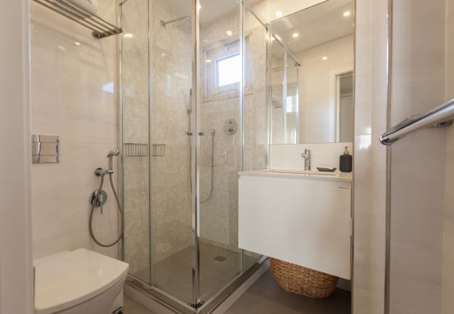 Apartment in Lisbon - FLH Marquês Pombal Flat with Balcony Apartment in Lisbon - FLH Marquês Pombal Flat with Balcony