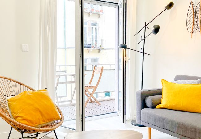 Apartment in Lisbon - FLH Marquês Pombal Flat with Balcony Apartment in Lisbon - FLH Marquês Pombal Flat with Balcony