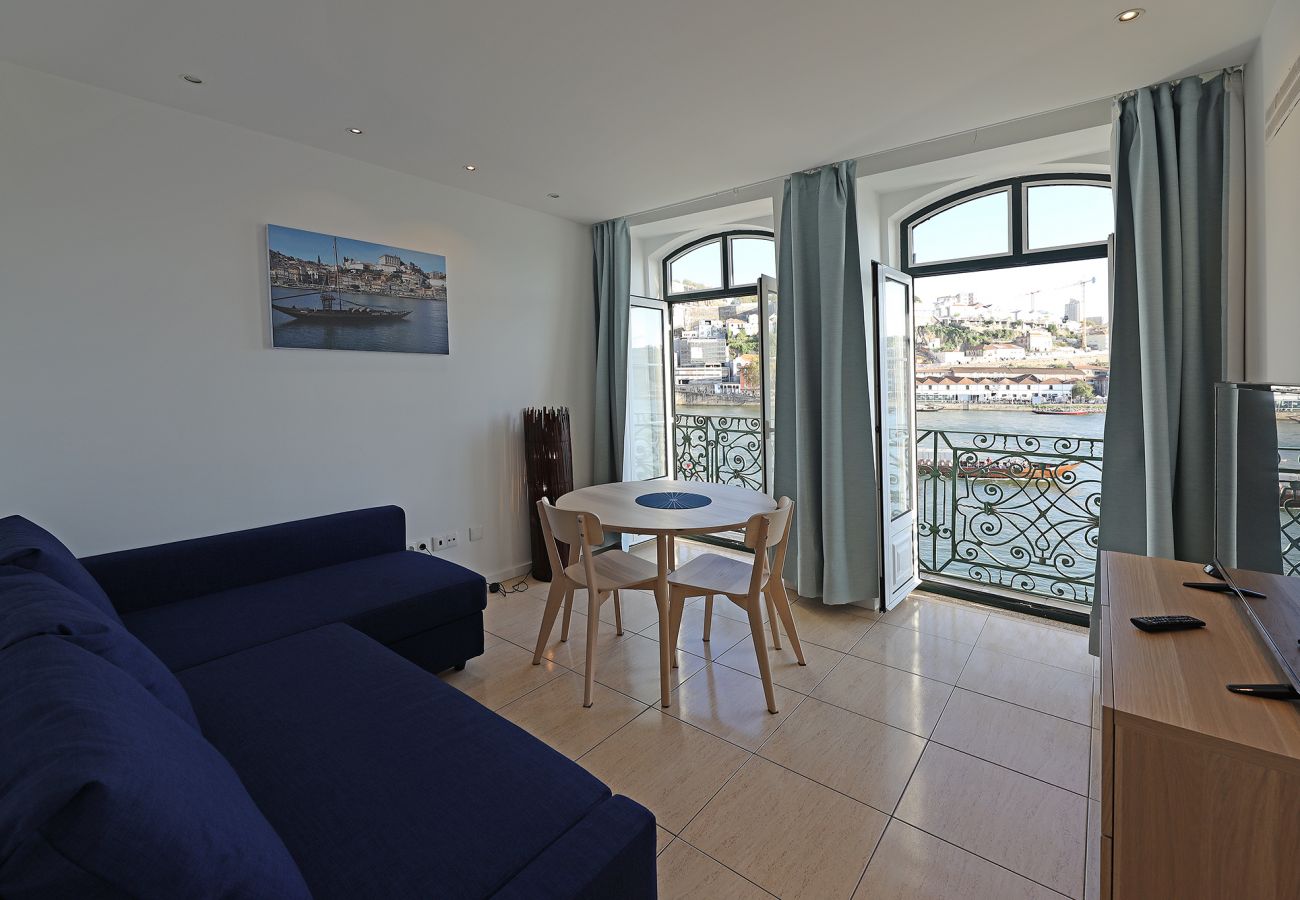 Apartment in Porto - FLH Porto Ribeira with River View