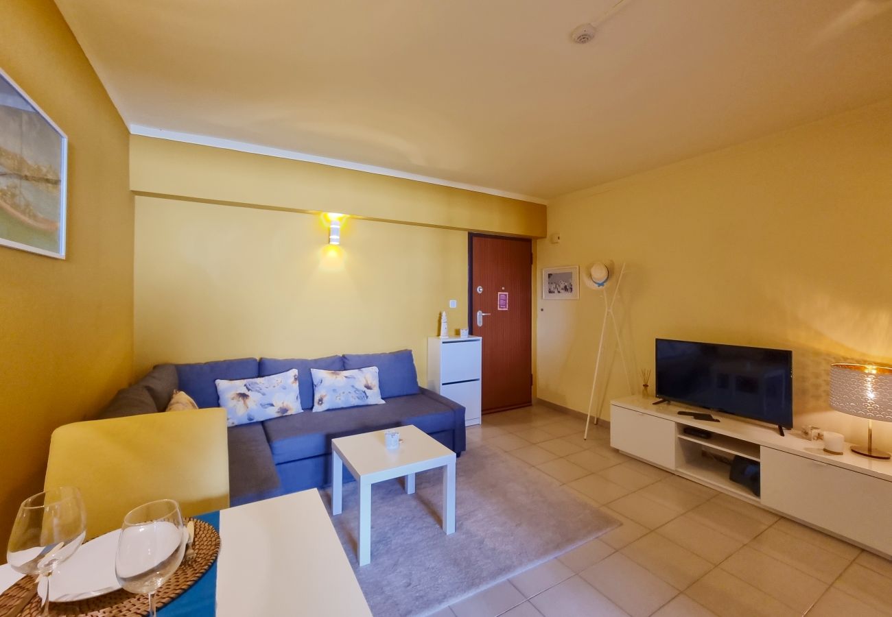 Apartment in Portimão - FLH Portimão Modest Flat with Balcony