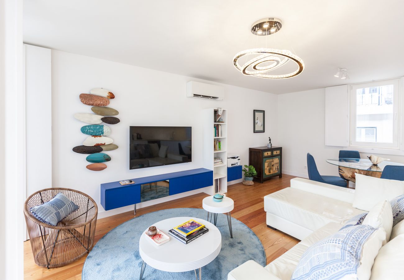 Apartment in Lisbon - FLH Mouraria Blue Design with Parking & Pool