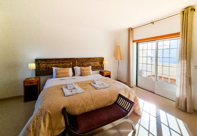 House in Vale do Lobo - FLH Quinta das Salinas Triplex with Balcony House in Vale do Lobo - FLH Quinta das Salinas Triplex with Balcony