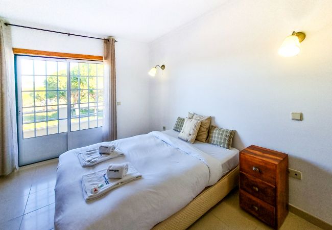 House in Vale do Lobo - FLH Quinta das Salinas Triplex with Balcony House in Vale do Lobo - FLH Quinta das Salinas Triplex with Balcony