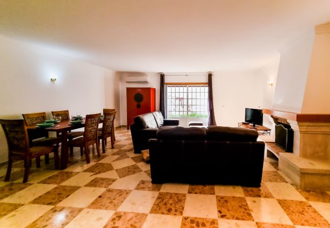 House in Vale do Lobo - FLH Quinta das Salinas Triplex with Balcony House in Vale do Lobo - FLH Quinta das Salinas Triplex with Balcony