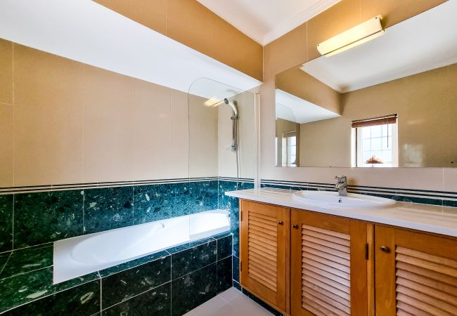 House in Vale do Lobo - FLH Quinta das Salinas Triplex with Balcony House in Vale do Lobo - FLH Quinta das Salinas Triplex with Balcony