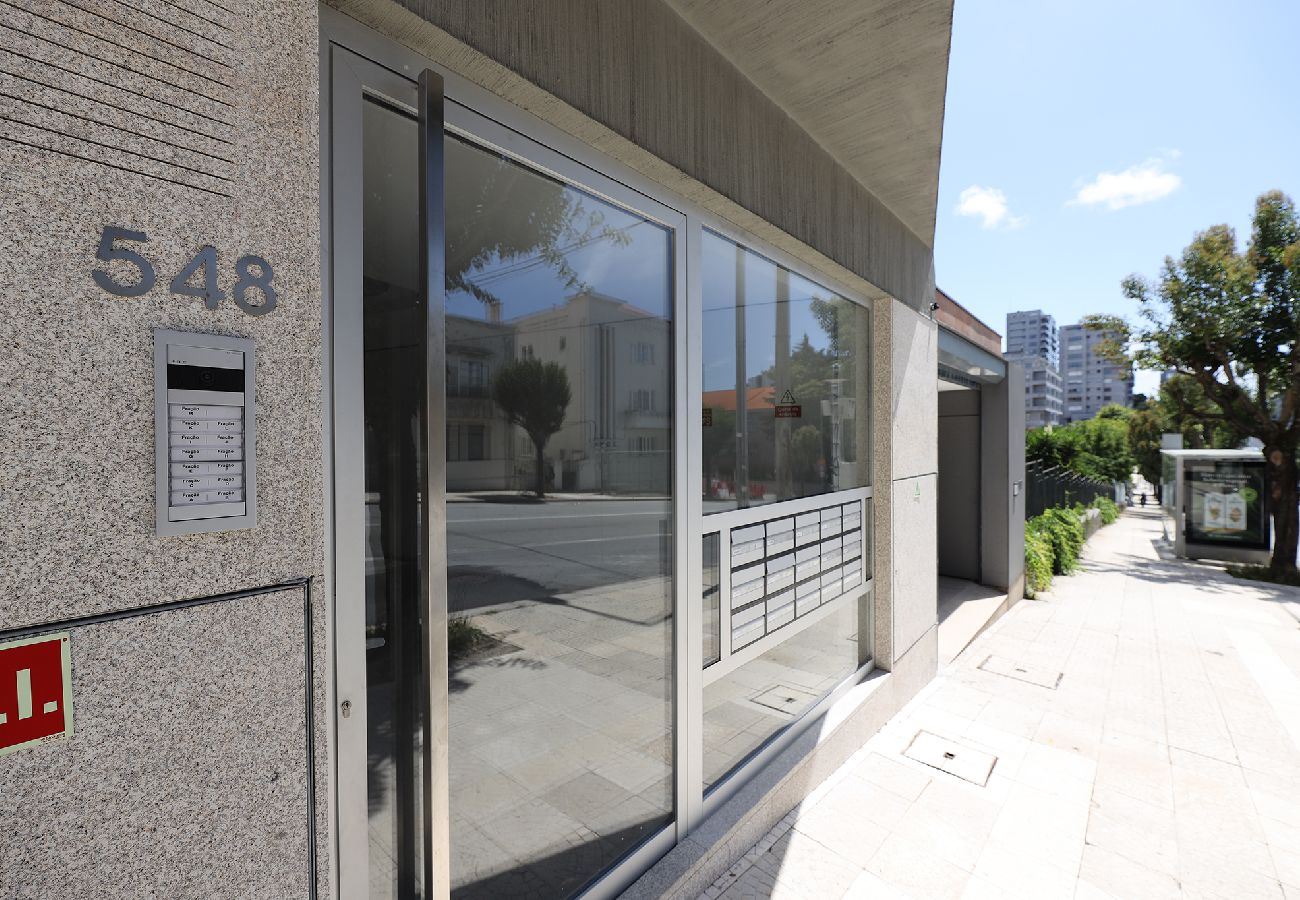 Apartment in Porto - FLH Boavista Woody Flat I Apartment in Porto - FLH Boavista Woody Flat I