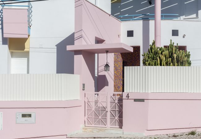 House in Charneca de Caparica - FLH Caparica Town House with Pool House in Charneca de Caparica - FLH Caparica Town House with Pool