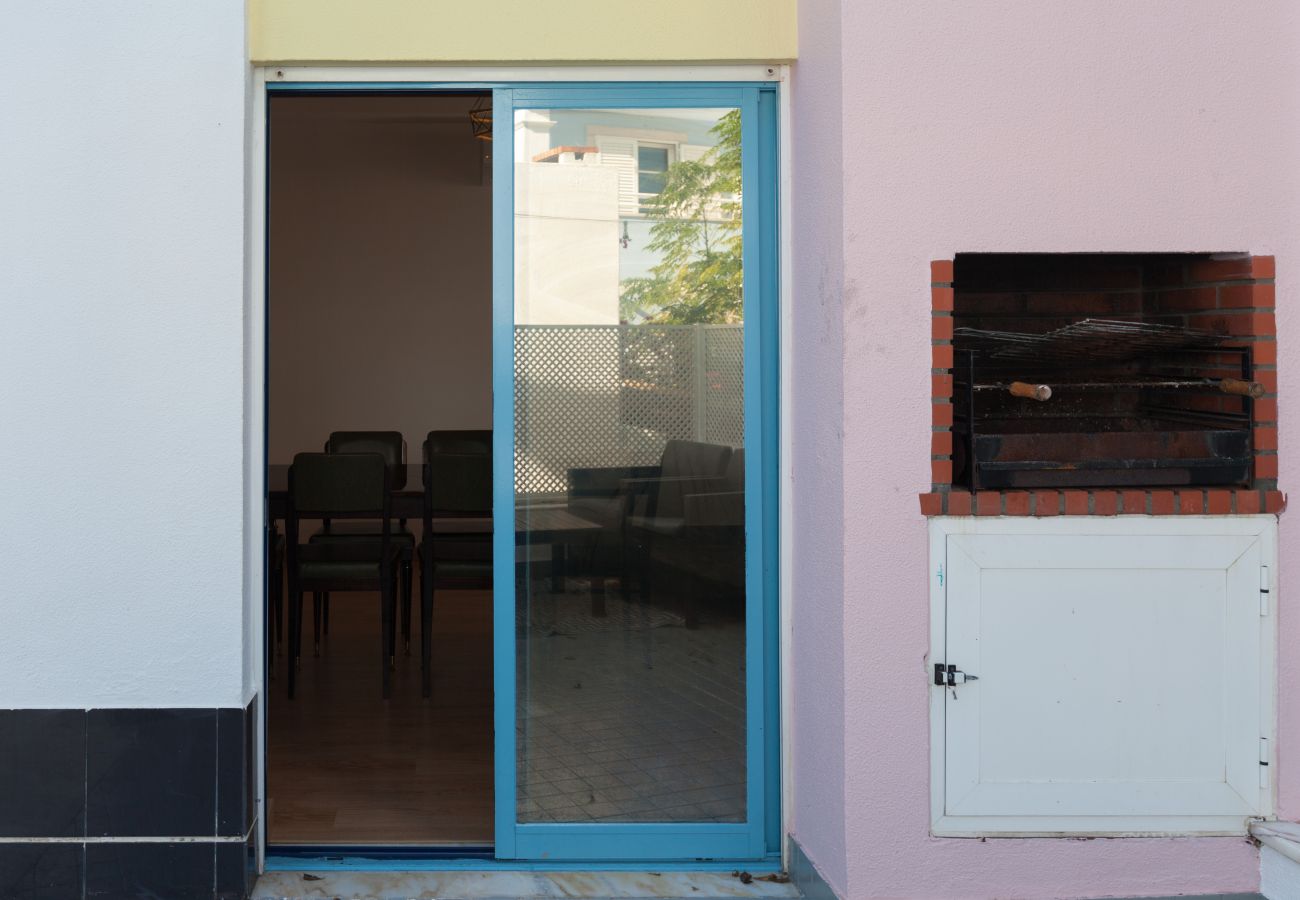 House in Charneca de Caparica - FLH Caparica Town House with Pool House in Charneca de Caparica - FLH Caparica Town House with Pool