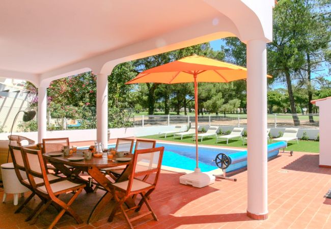 Villa/Dettached house in Vilamoura - FLH Vilamoura Villa Cardona with Pool