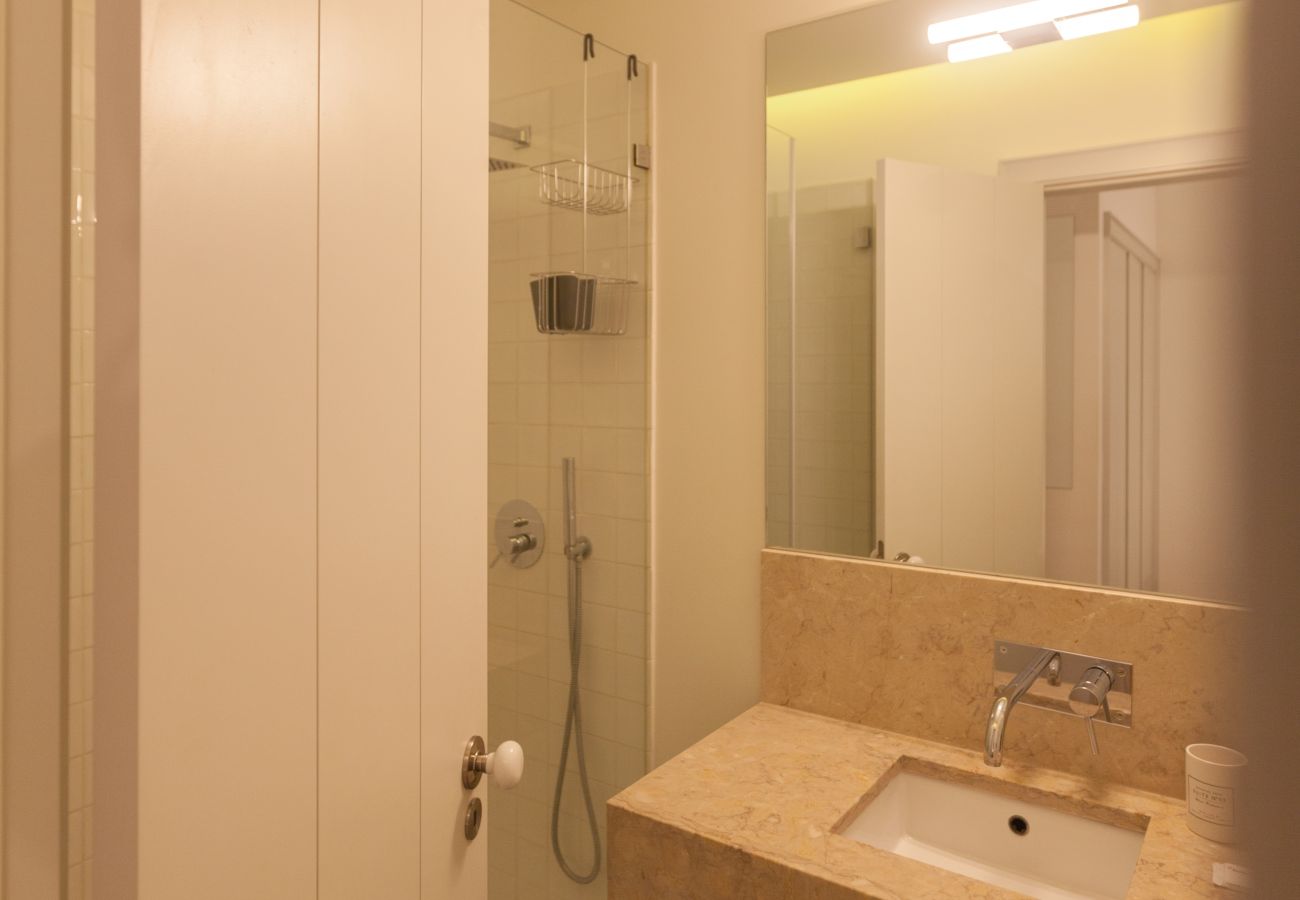 Apartment in Lisbon - FLH Bacalhoeiros Balcony Flat Apartment in Lisbon - FLH Bacalhoeiros Balcony Flat