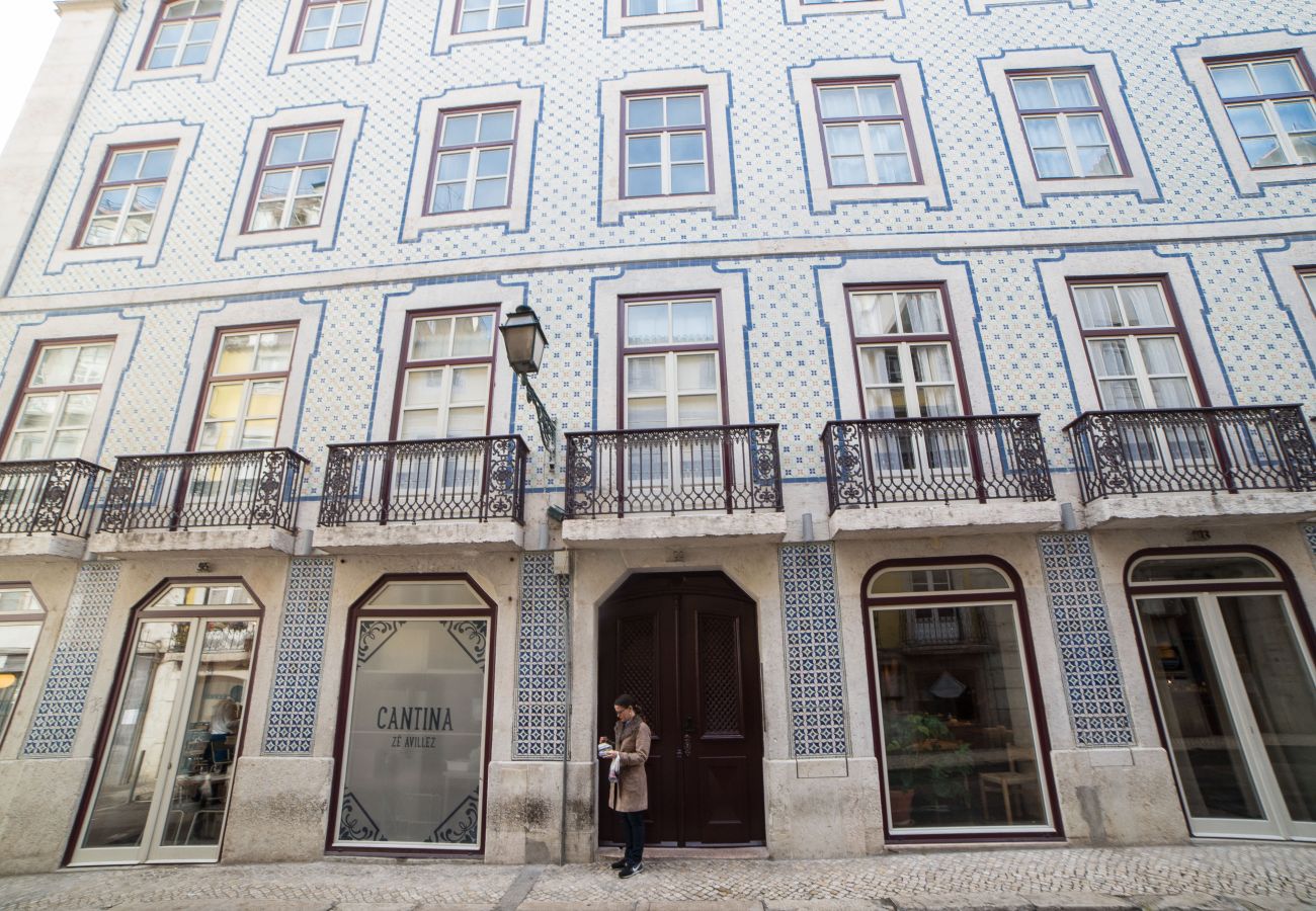 Apartment in Lisbon - FLH Bacalhoeiros Balcony Flat Apartment in Lisbon - FLH Bacalhoeiros Balcony Flat