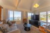 House in Funchal - FLH Funchal Bay View Escape with Pool