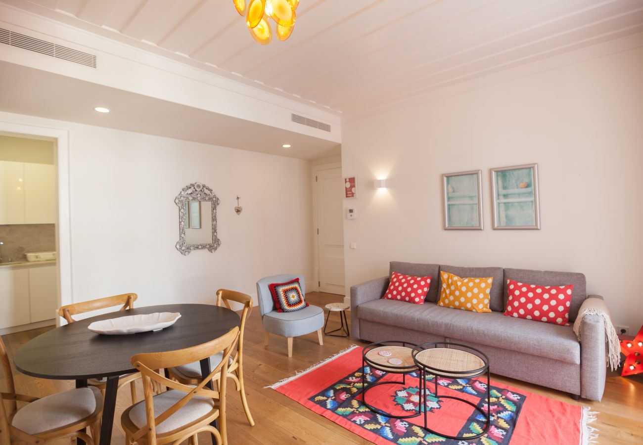 Apartment in Lisbon - FLH Restauradores Bright & Chic Flat with Balcony